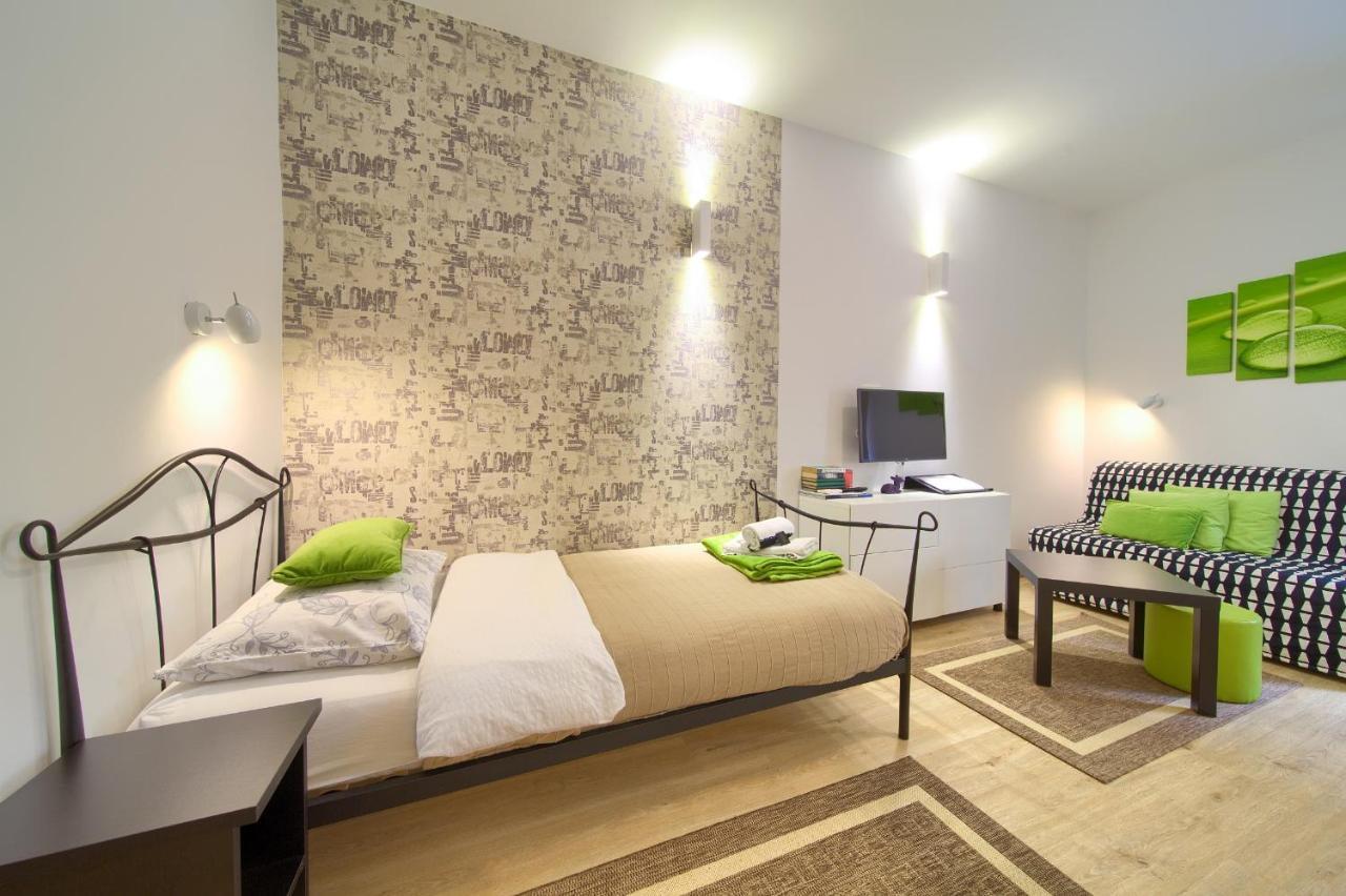 Logo Apartments 5 Min Walk To Main Square Zagreb Exterior foto